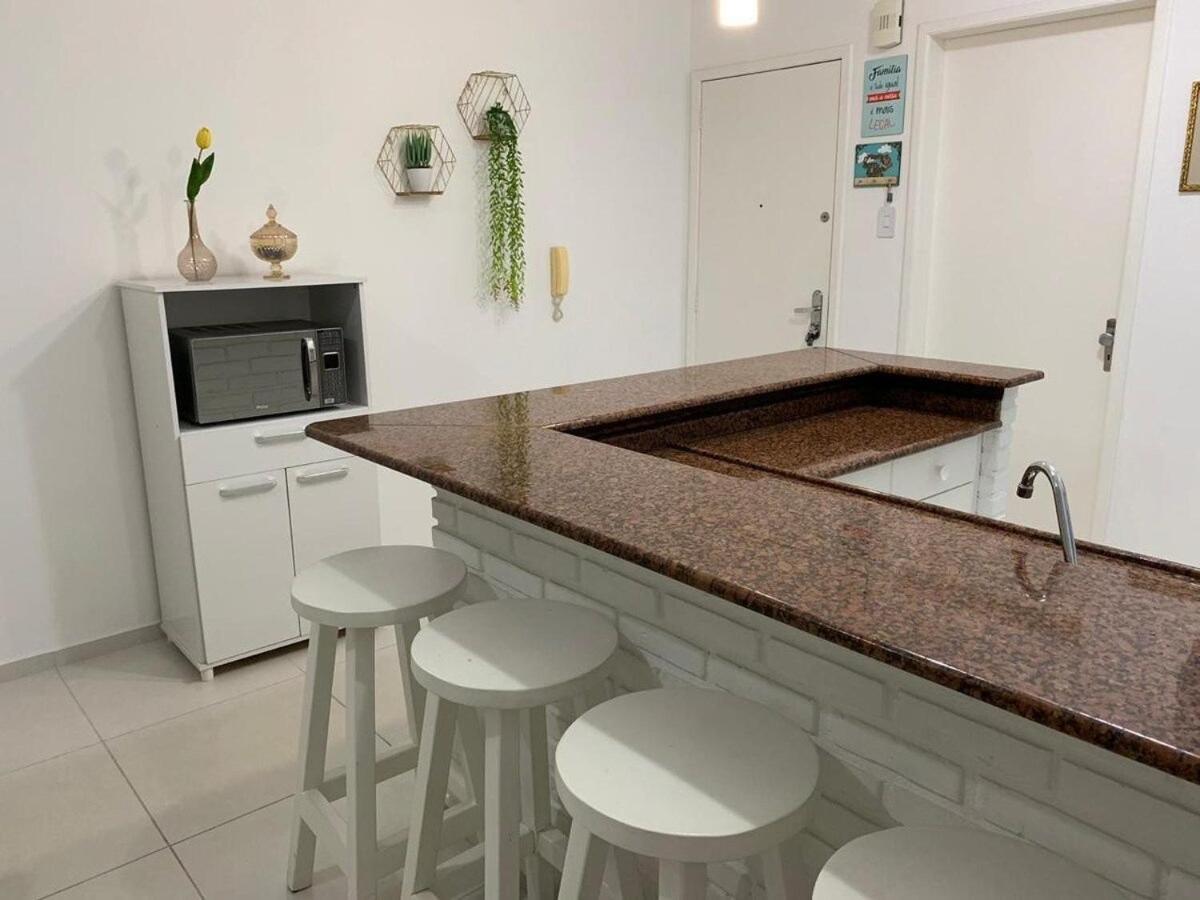 Apto Na Av Brasil Frente Ao Shopping,4Min Da Praia Balneario Camboriu Exterior photo