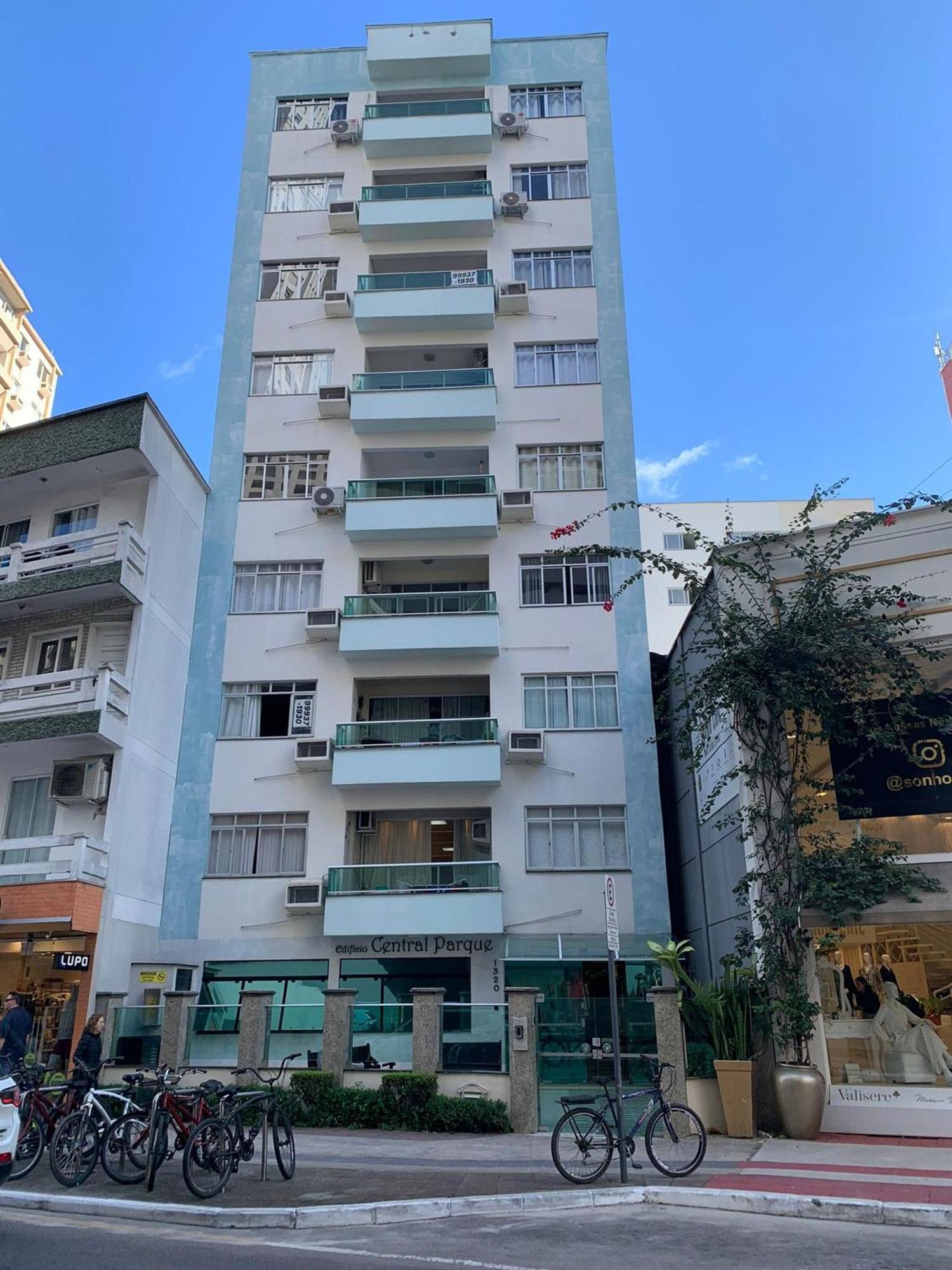 Apto Na Av Brasil Frente Ao Shopping,4Min Da Praia Balneario Camboriu Exterior photo